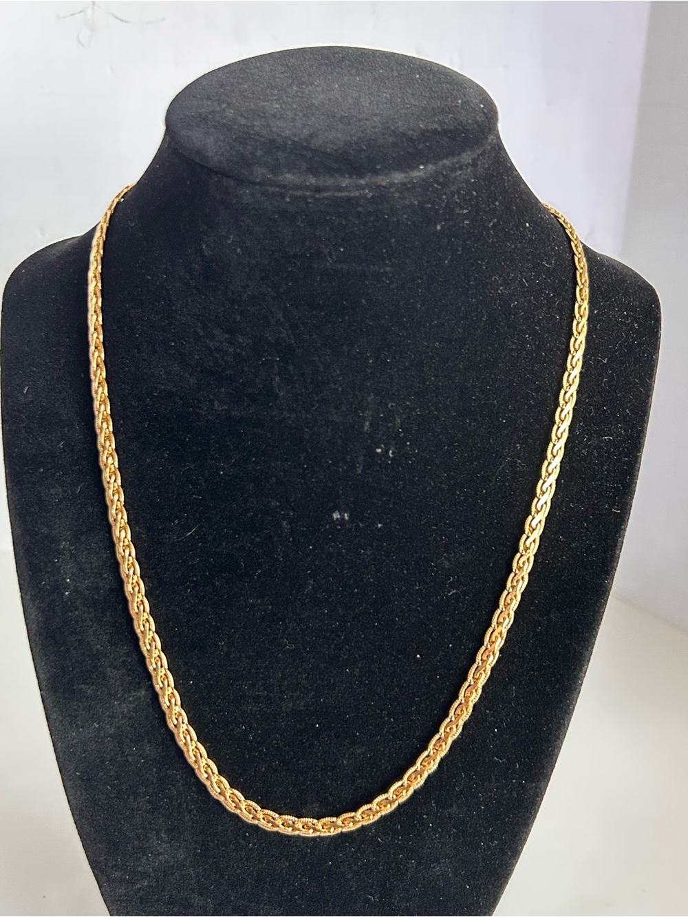 Avon Gold Tone Braided Woven Rope Chain Necklace for Women (2)